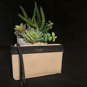 Kate Spade Black and Tan Wristlet